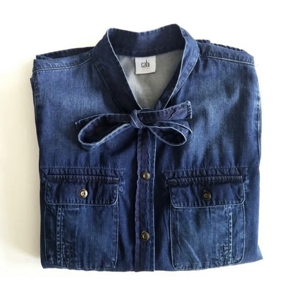 Cabi Womens Sz XS Blue Tie Neck Chambray Denim Button Front Shirt Top Blouse - Picture 3 of 16